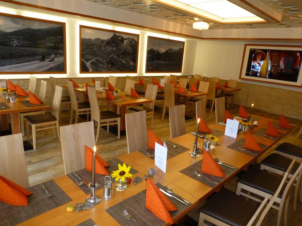 Restaurant - Cafe - Pension Hassler Berg im Drautal Exterior foto